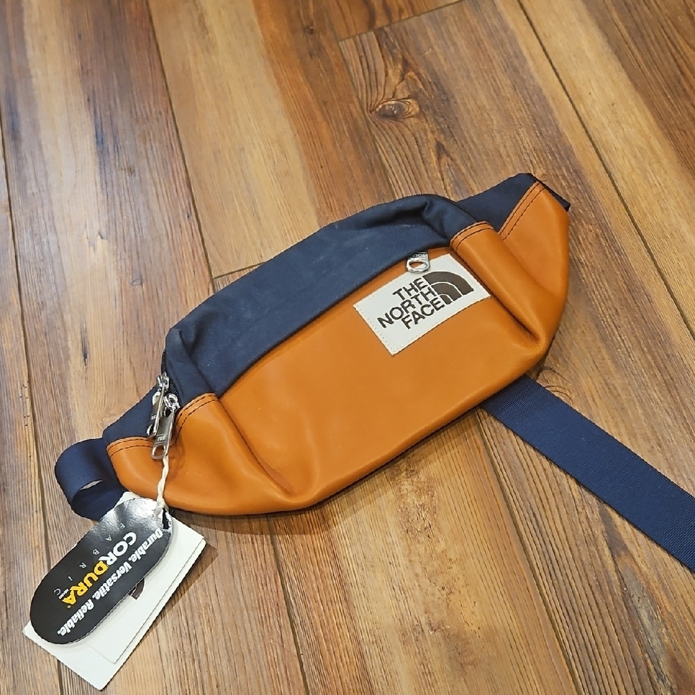 The North Face Belt Bag